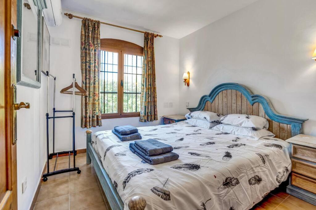 La Isla Casa Barnaby Villa Platja de Larenal Exteriör bild