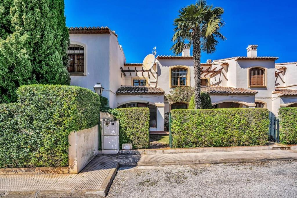 La Isla Casa Barnaby Villa Platja de Larenal Exteriör bild