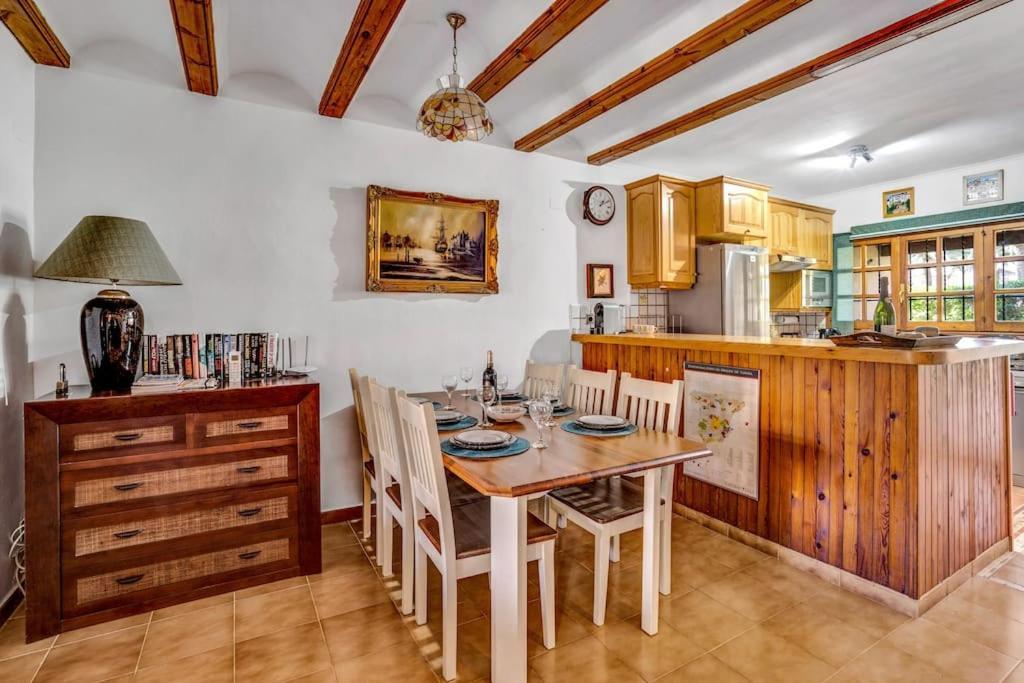 La Isla Casa Barnaby Villa Platja de Larenal Exteriör bild