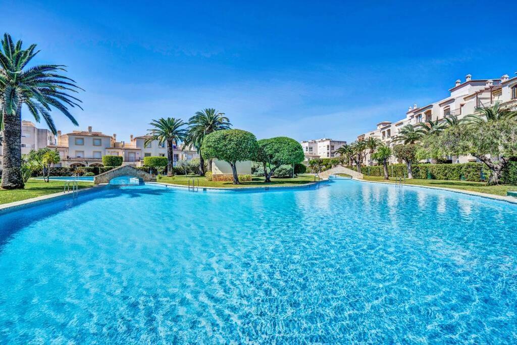 La Isla Casa Barnaby Villa Platja de Larenal Exteriör bild